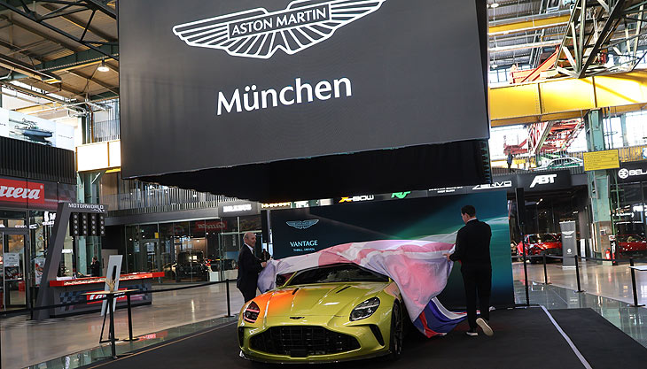 Enth&uuml;llung des neuen Aston Martin Vantage in der Motorworld M&uuml;nchen (&copy;Foto:Martin Schmitz)